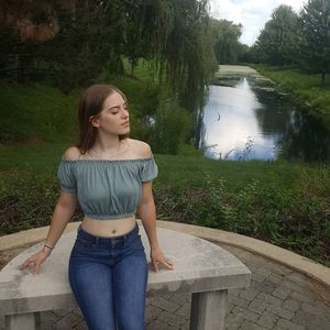 Meet your Posher, Aurora